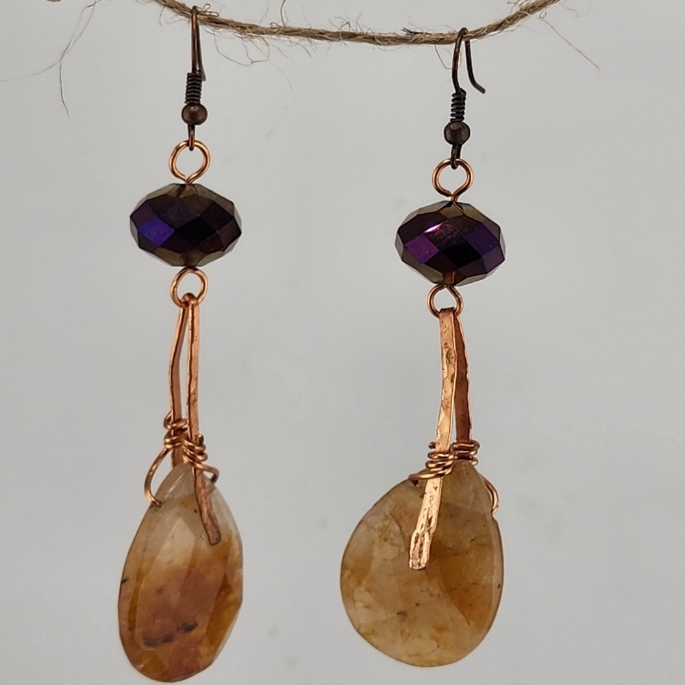 CARNELIAN, CRYSTALS AND COPPER METALS DANGLING EARRINGS - Picture 3 of 11
